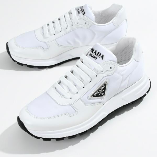 10万円相当PRADAスニーカー