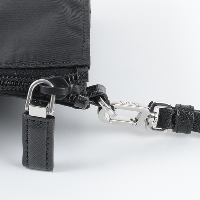 PRADA（プラダ） リナイロン ポーチ クラッチバッグ Re-Nylon x