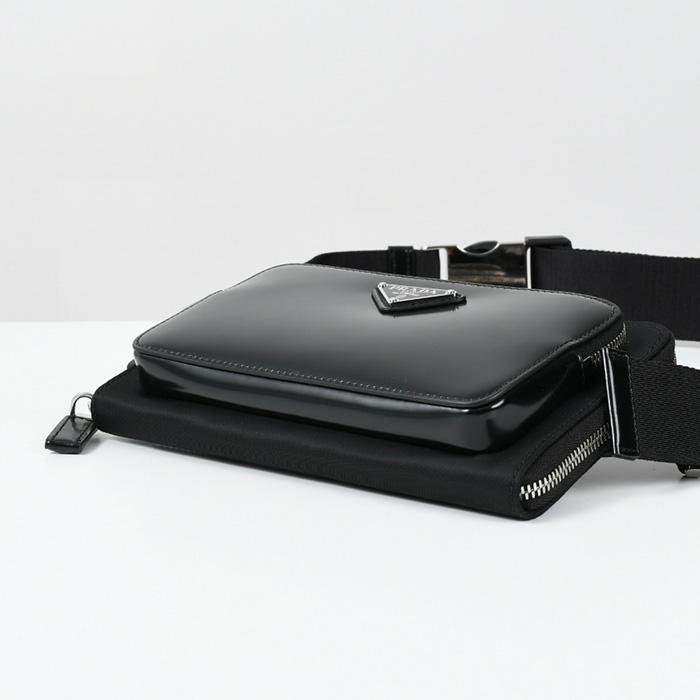 PRADA ブラックショルダーバッグ PRADA（プラダ） ショルダーバッグ Ry-Nylon xブラッシュドレザー