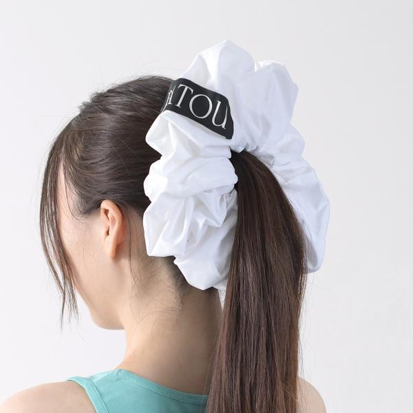 PATOU パトゥ リサイクルファイユヘアアクセサリー シュシュ PATOU パトゥ リサイクルファイユヘアアクセサリー シュシュ