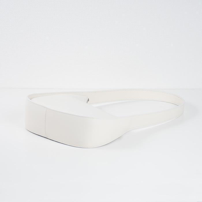 美品☆THE ROW ハーフムーン　アイボリー THE ROW ザ ロウ バッグ ハーフムーン Half Moon レザー