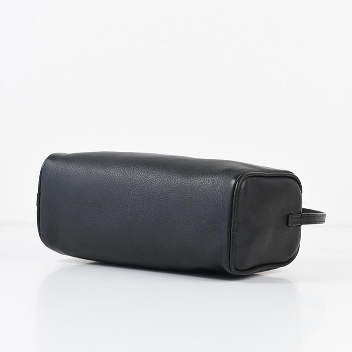 90's Bag　レザー　ザロウ　バッグ　黒 90's Bag Black in Leather – The Row