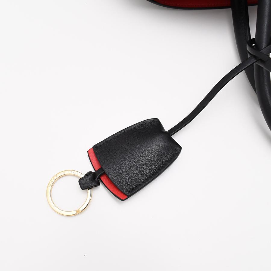 FERRAGAMO（フェラガモ） バッグ Hug バイカラーハンドバッグ M 215608