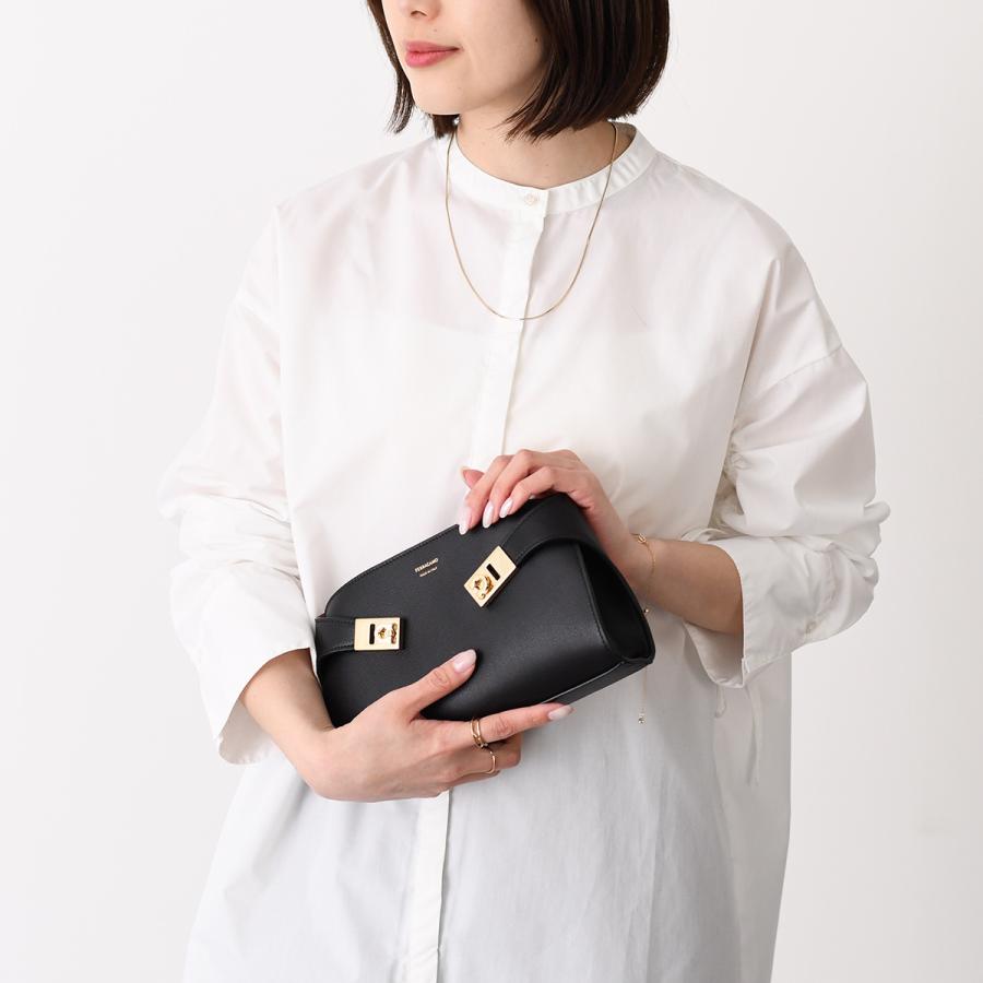 FERRAGAMO（フェラガモ） 【ラスト1点】FERRAGAMO ショルダーバッグ