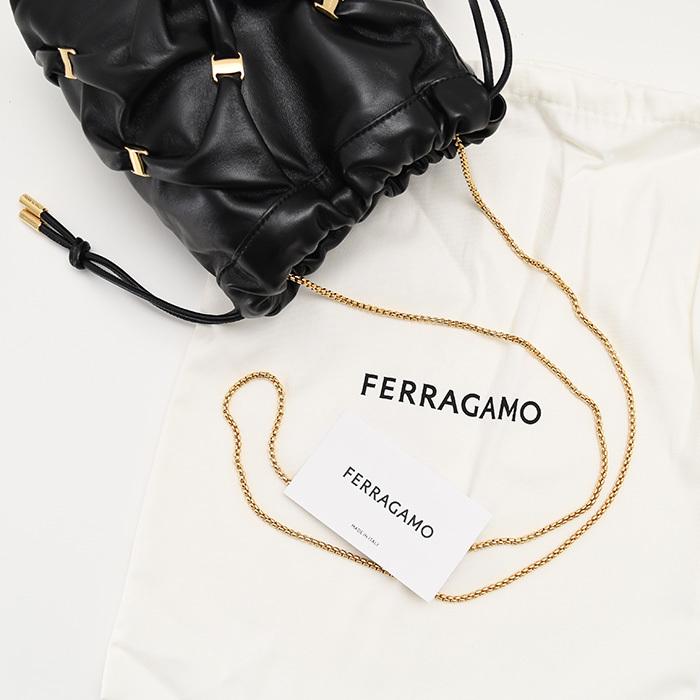 フェラガモ　ヴァラ　ミニバッグ　チェーン付き FERRAGAMO（フェラガモ） バッグ ヴァラ・ミニバッグ VARA MINI BAG