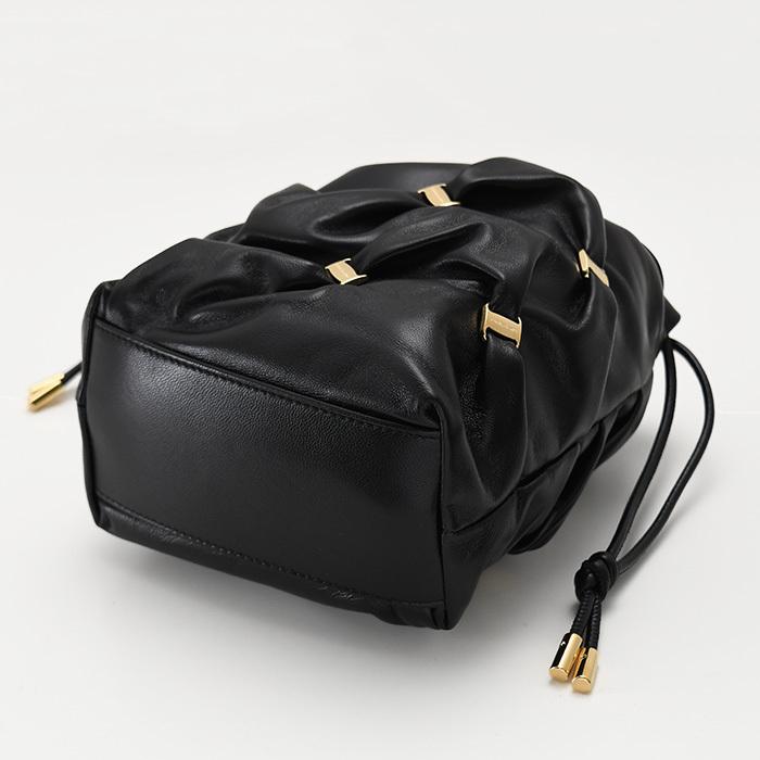 FERRAGAMO（フェラガモ） バッグ ヴァラ・ミニバッグ VARA MINI BAG