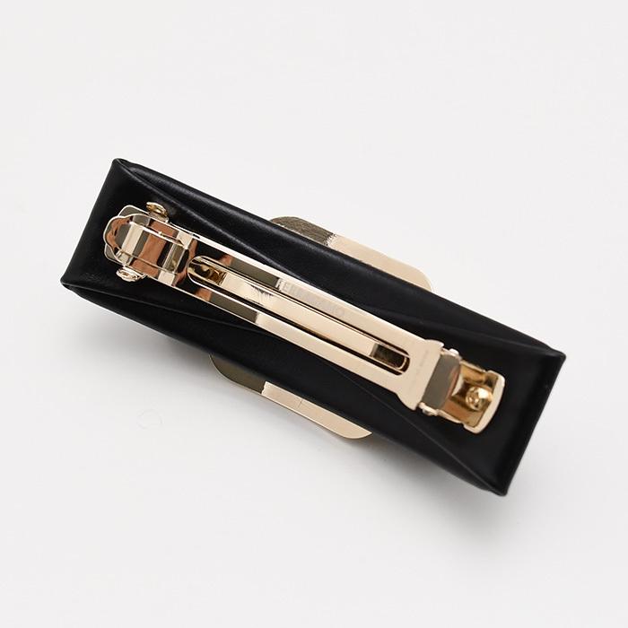 フェラガモ　ネイビーリボンヘアピン ゴールド金具付き フェラガモ ネイビーリボンヘアピン ゴールド金具付き