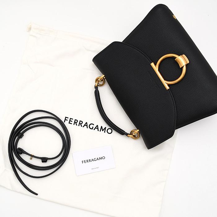 フェラガモ　ハンドバッグ　ガンチーニ　ショルダーバッグ　トップハンドル　金具 FERRAGAMO（フェラガモ） ハンドバッグ ガンチーニ トップハンドル