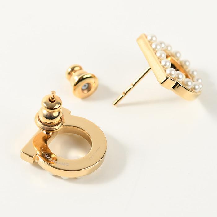 FERRAGAMO（フェラガモ） アクセサリー ピアス ガンチーニ クリスタル