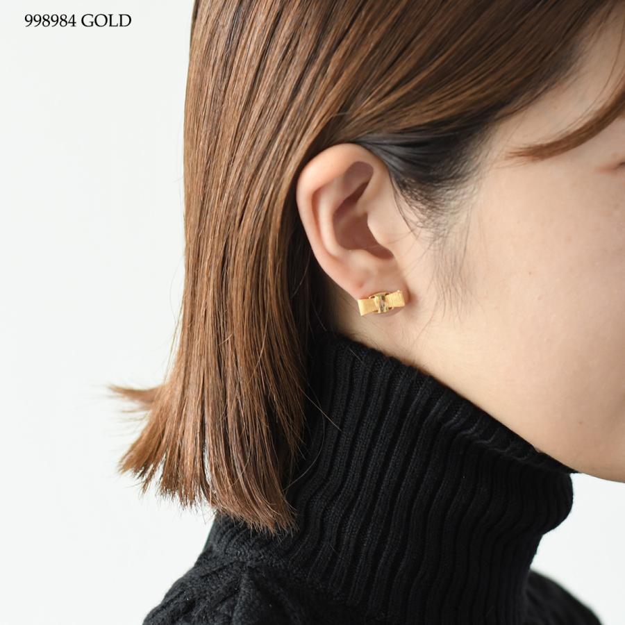 Salvatore Ferragamo フェラガモ　ゴールドリボン　ヴァラピアス FERRAGAMO（フェラガモ） アクセサリー VARA ヴァラ・リボン ピアス