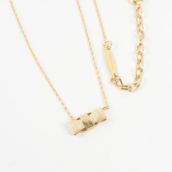 Ferragamo ヴァラ リボン ネックレス ゴールド A258043 Ferragamo ヴァラ リボン ネックレス ゴールド A258043 - アクセサリー