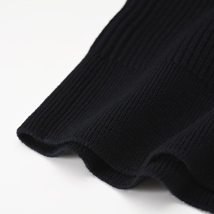 STONE ISLAND（ストーン アイランド） セーター 5100052