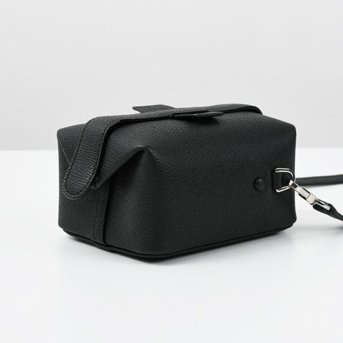 ★人気【Valextra】★トリックトラック ナノ ショルダーバッグ★ セール 26%OFF】【VALEXTRA】ヴァレクストラ ショルダーバッグ