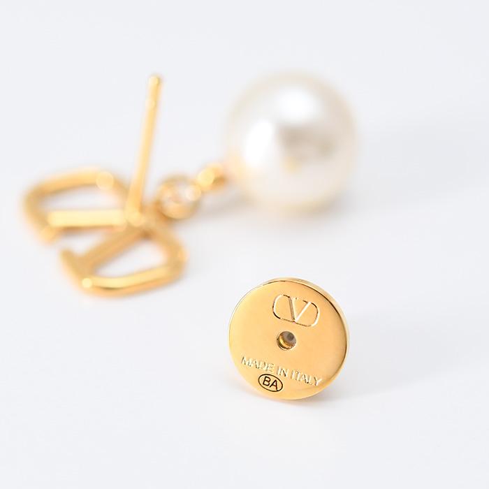 VALENTINO（ヴァレンティノ） ピアス アクセサリー Vロゴ シグネチャー