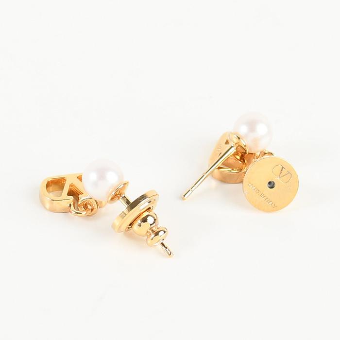 【ラスト1点】VALENTINO ヴァレンティノ バレンチノ ピアス アクセサリー Vロゴ シグネチャー メタル x パール J0X81 DHC レディースの画像