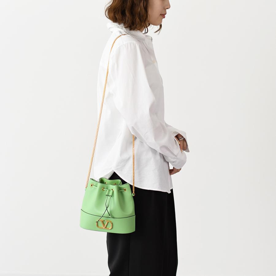 VALENTINO ヴァレンティノ バッグ ショルダーバッグ Vロゴ VALENTINO ヴァレンティノ バッグ ショルダーバッグ Vロゴ
