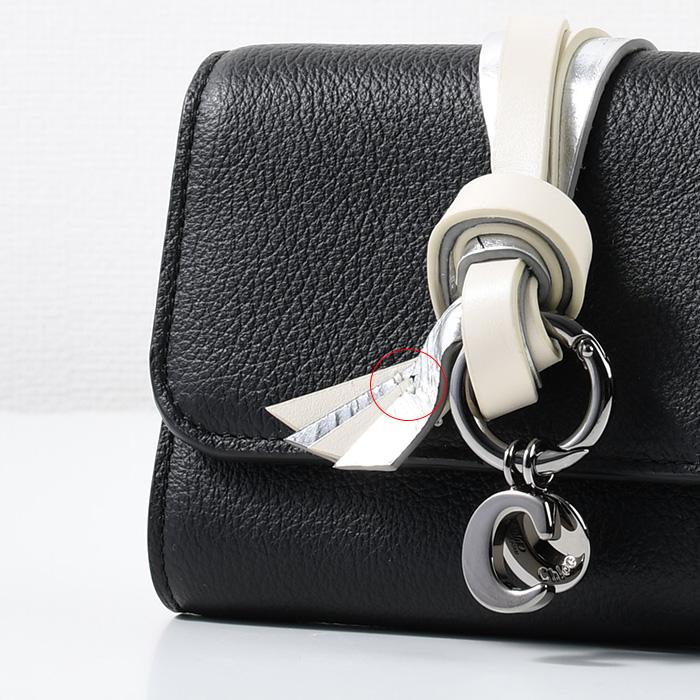 Chloe（クロエ） 【訳あり】 財布 ウォレット Alphabet Small TRI FOLD