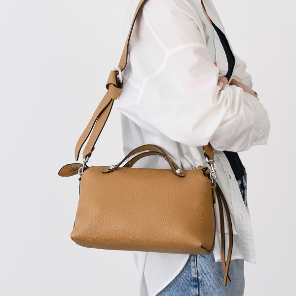 FENDI(フェンディ) ショルダーバッグ - 8BR00002 ベージュ フェンディ 斜め掛け ショルダーバッグ レディース ブランド FENDI