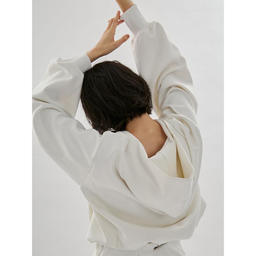 emmi yoga（エミヨガ） エミ ウェア eco emmiロゴジップアップ