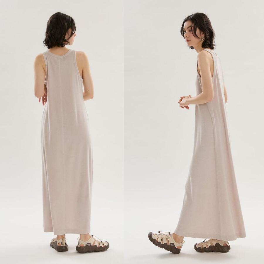 emmi yoga（エミヨガ） エミ ウェア パイルフーディー×ワンピース