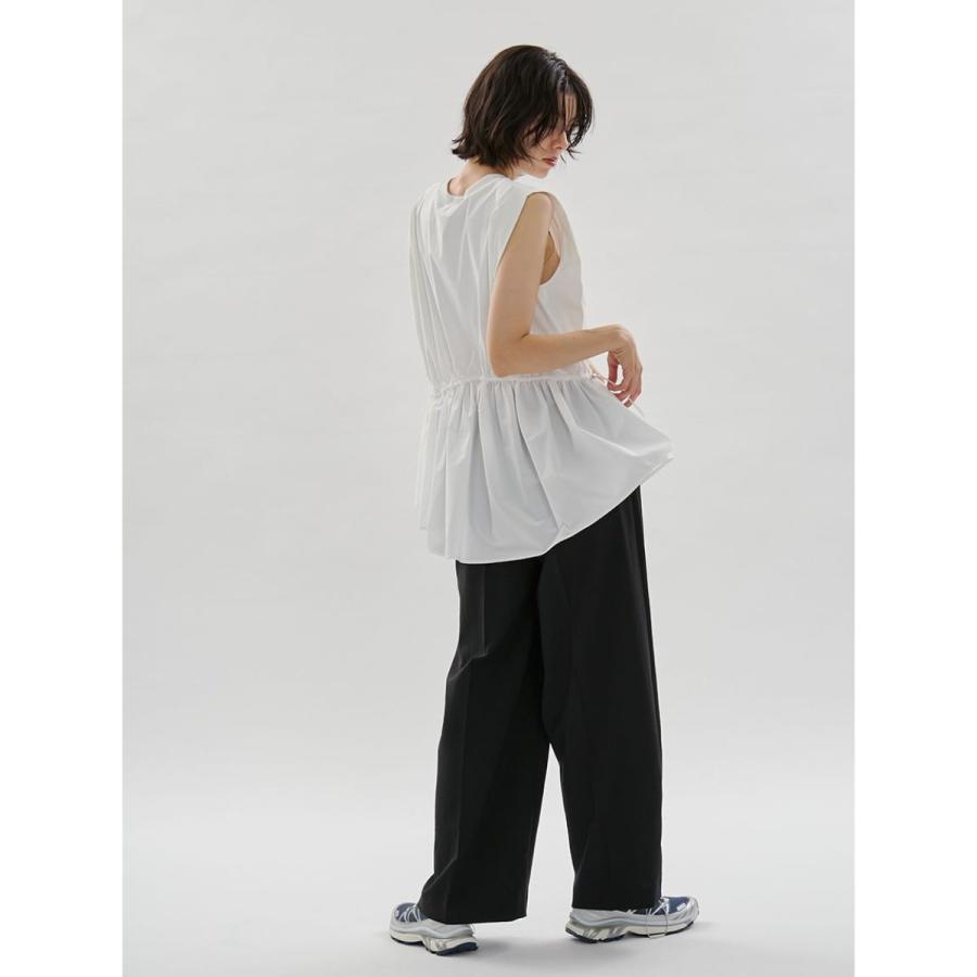 emmi yoga（エミヨガ） エミ ウェア emmi フレアドッキングカットソー