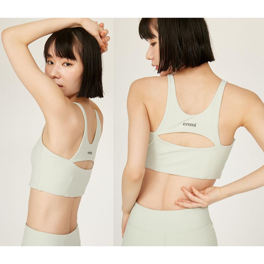 emmi yoga（エミヨガ） SALE30%OFF エミ ヨガ サステナレッチブラ