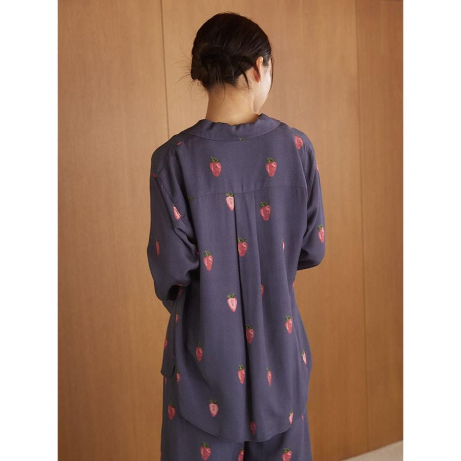 gelato pique（ジェラートピケ） ストロベリー柄ツイルシャツ
