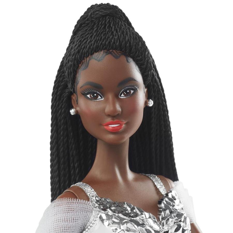 受発注品 Barbie Signature 2021 Holiday Doll (12-inch， Brunette Braided Hair) in Silv