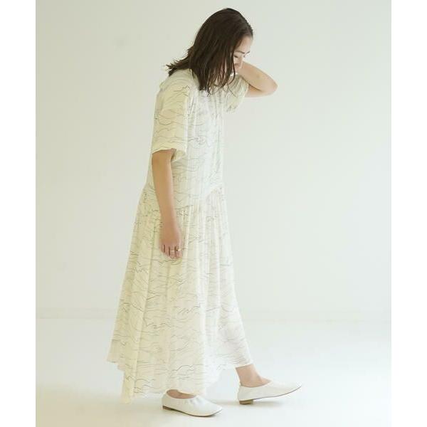 新規購入 Tomorrowland トゥモローランド ペンシルウェーブプリント クルーネックワンピース タカシマヤファッションスクエア 通販 Paypayモール 100 の保証 Www Ladislexia Net