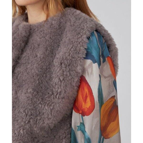 TOMORROWLAND ランダムファーショートベスト 美品 TOMORROWLAND（トゥモローランド） ランダムファー ショートベスト