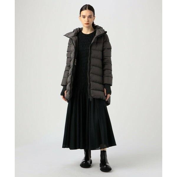 《送料込》 TOMORROWLAND / トゥモローランド 【別注】HERNO×TOMORROWLAND ダウンコート 【NAN2328209510】(84095円)