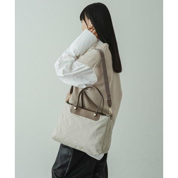 russet ラシット　ロゴ入りトートバッグ グレー ベージュ russet / ラシット メタルロゴスクエアトート L(CE-1109