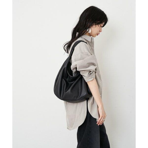 russet / ラシット ソフトレザーラウンドビッグショルダーバッグの画像