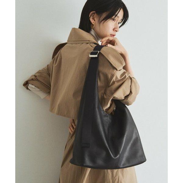 russet / ラシット レザーホーボーバッグ Lの画像