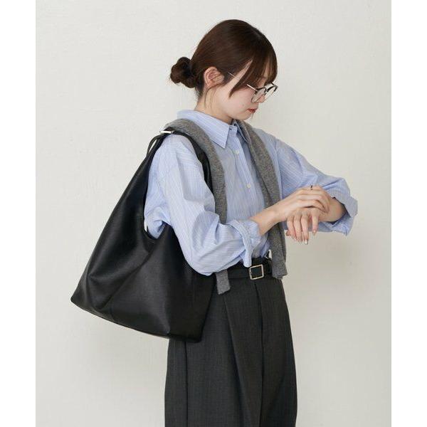russet / ラシット レザーホーボーバッグ Lの画像