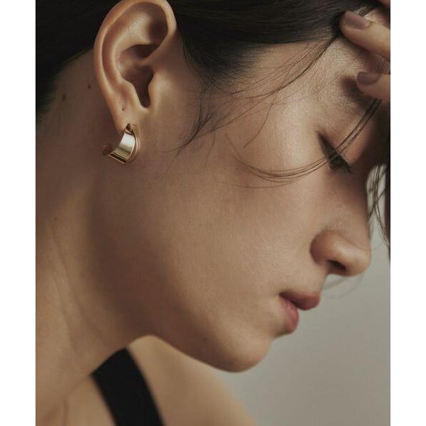 美品 COCOSHNIK K10 テクスチャープレート　ピアス ココシュニック COCOSHNIK｜K10ツイストプレートピアス | Rakuten Fashion(楽天