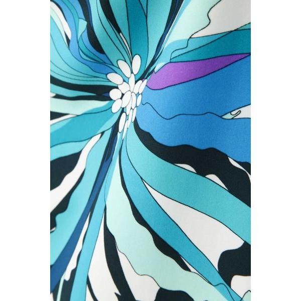 美品✨ピンキーアンドダイアン フラワープリントタックカシュクールワンピース ピンキーアンドダイアン フラワープリントタックカシュクール