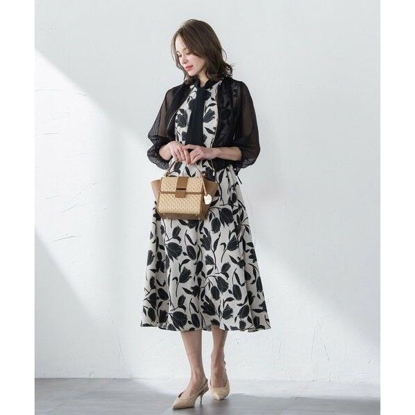 Viaggio Blu（ビアッジョブルー） リネンライクチューリッププリント