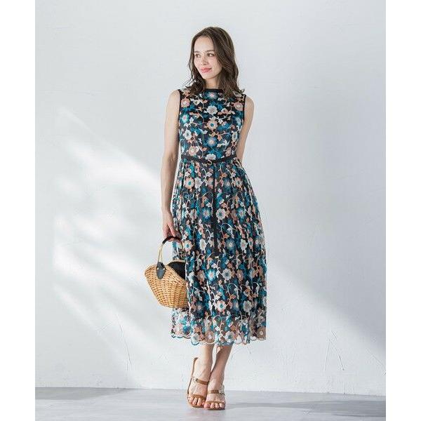 Viaggio Blu（ビアッジョブルー） チュールフラワー刺繍ワンピース