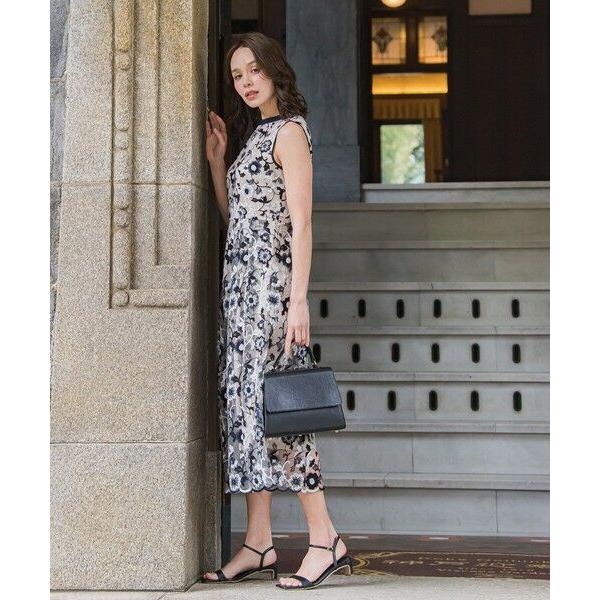 Viaggio Blu（ビアッジョブルー） チュールフラワー刺繍ワンピース