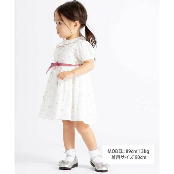 BeBe / べべ 【お揃い】花柄フリルカラーパフスリーブワンピース(80~100cm)の画像