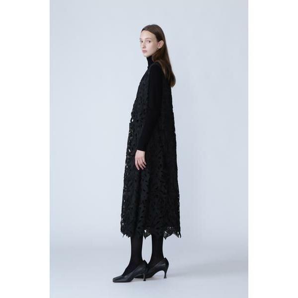 専用　ADORE モダンリーフレースワンピース ADORE(アドーア)のモダンリーフレースワンピースアウトレット