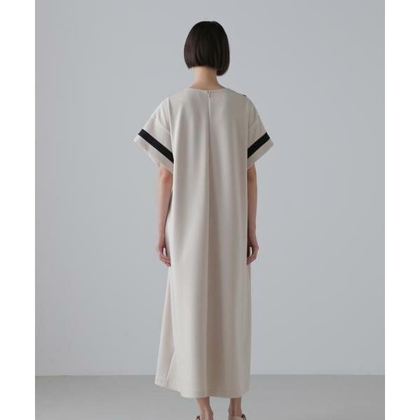 ADORE / アドーア マットストレッチダンボールワンピースの画像