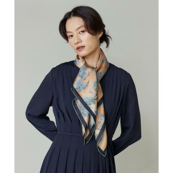 INED / イネド Classical Dahlia Scarfスカーフ《Tapis Noir》_1