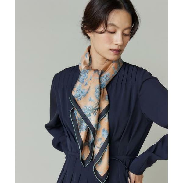 INED / イネド Classical Dahlia Scarfスカーフ《Tapis Noir》_2