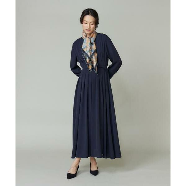 INED / イネド Classical Dahlia Scarfスカーフ《Tapis Noir》_5