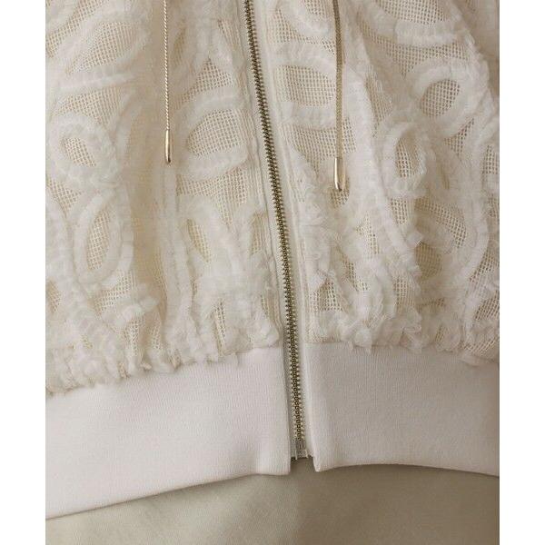 GRACE CONTINENTAL（グレースコンチネンタル） テープ刺繍Vネック