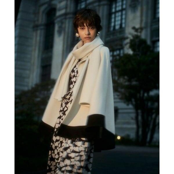 GRACE CONTINENTAL / グレースコンチネンタル ストール付リバーケープの画像