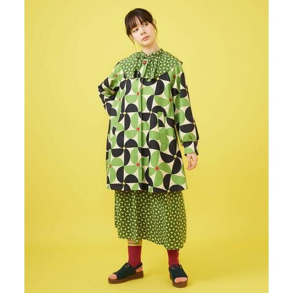 Jocomomola（ホコモモラ） Verde manzana プリントノーカラーコート