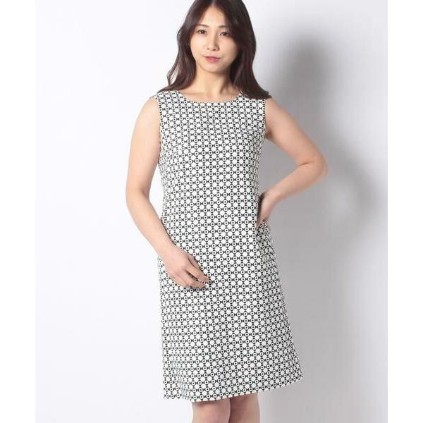 コンビニ受取対応商品 Pierre Cardin ピエール カルダン フラワーチェックプリント ストレートラインワンピース タカシマヤファッションスクエア 通販 Paypayモール Rakuten Askrenzo Com